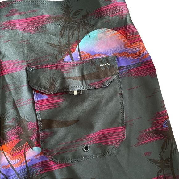 NWT Hurley Phantom Weekender 20” Boardshorts Size 30 - Picture 8 of 11